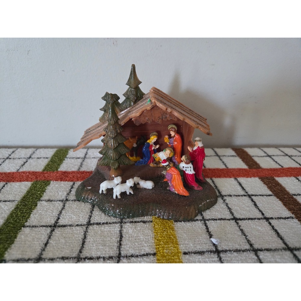 Vintage Miniature Nativity Scene Stable 10 Piece Set Plastic Christmas Decor